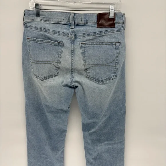 Hollister Epic Flex  Straight Jeans Light Wash Stretch Denim Men 31x32 - Picture 8 of 9